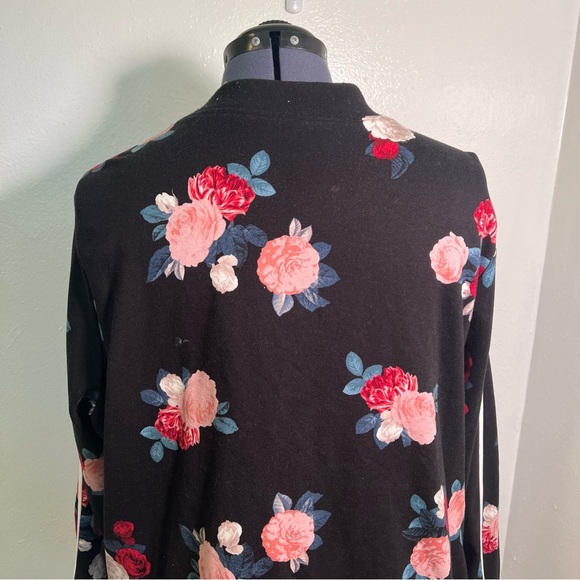 Torrid Black Floral Zipper Jacket 3X - Picture 9 of 11